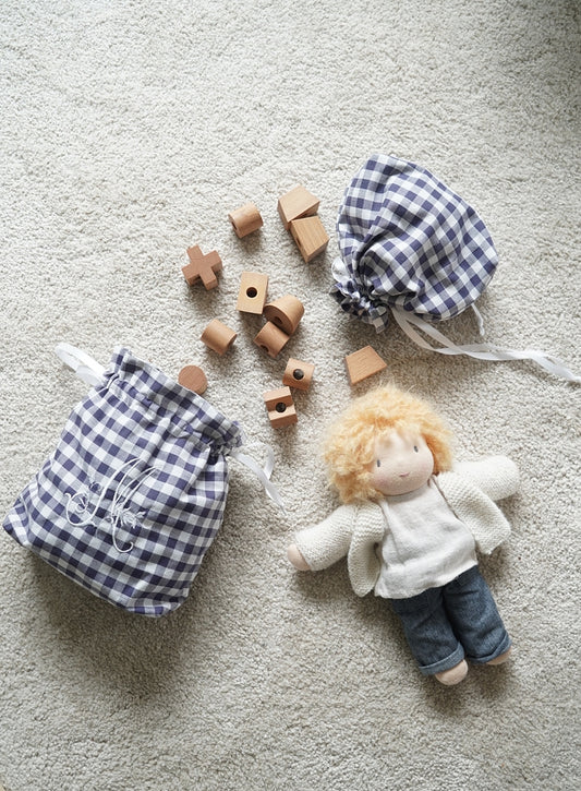 Petit Pochon UN DIMANCHE A LA CAMPAGNE - MA REINE - Fabriqué en France