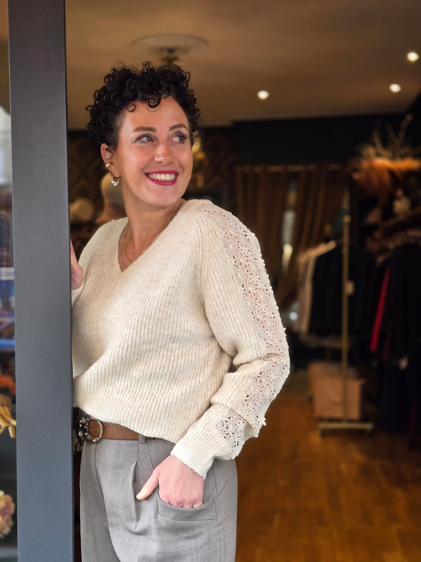 Pull Détail manche en dentelle - Prêt-à-Porter