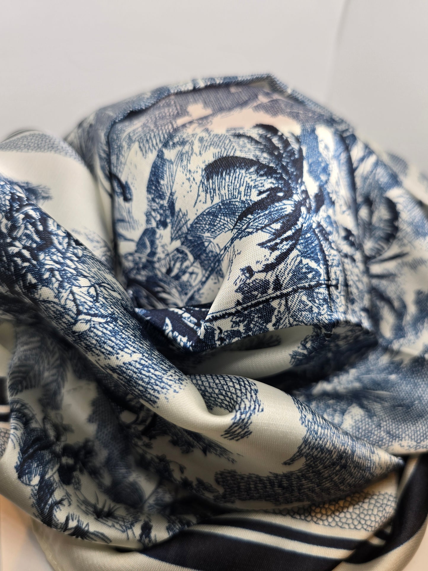 Foulard feuillage bleu