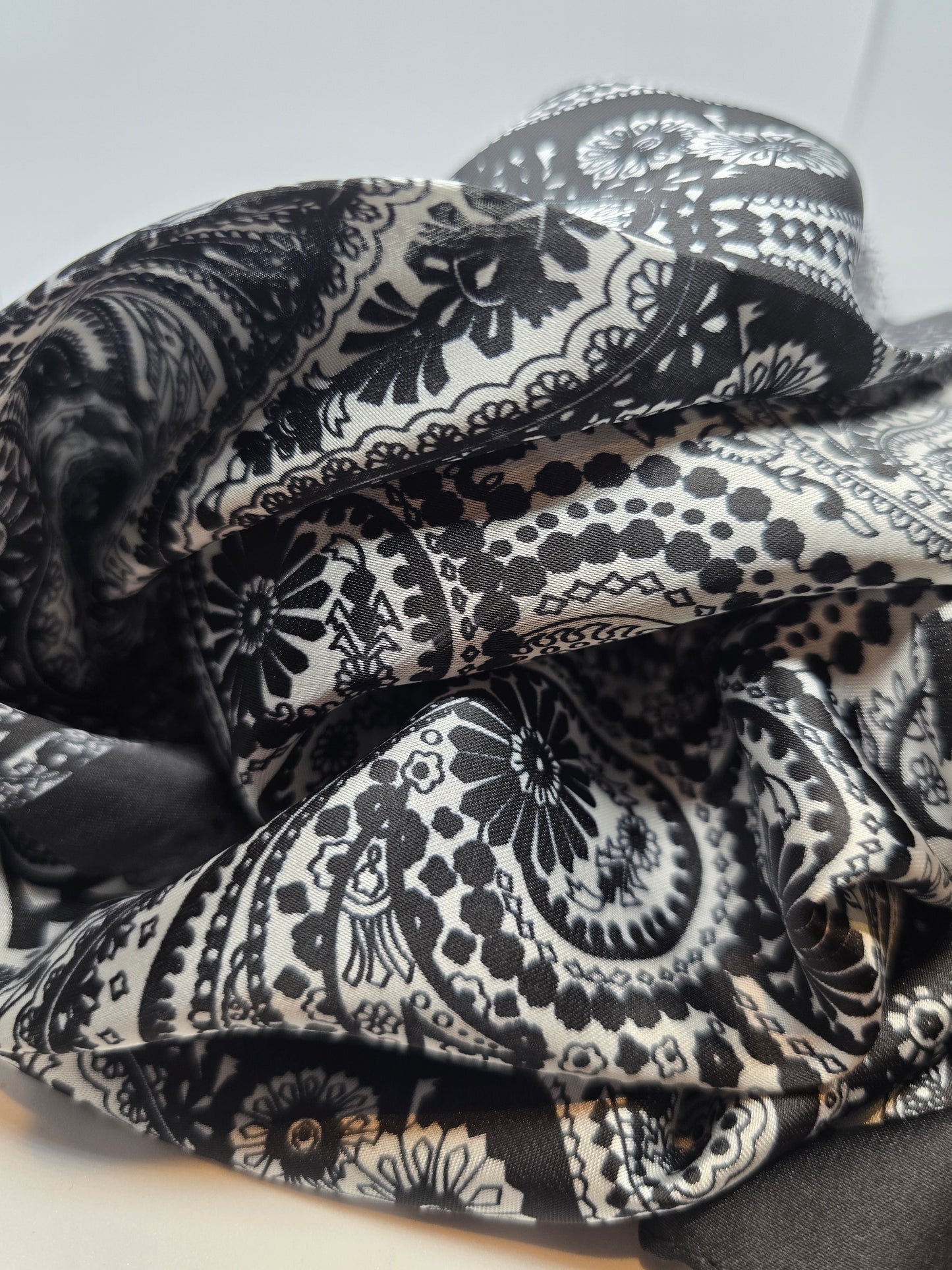 Foulard noir