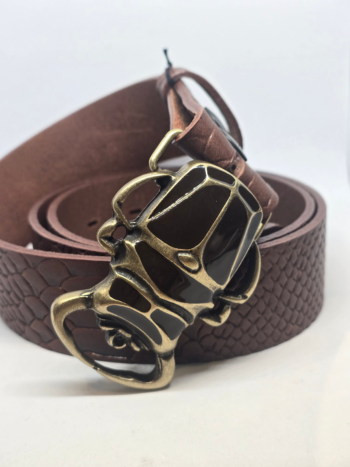 Boucle marron SCARABEE