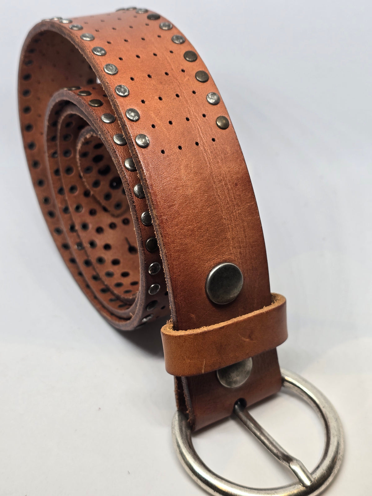 Ceinture camel à clous