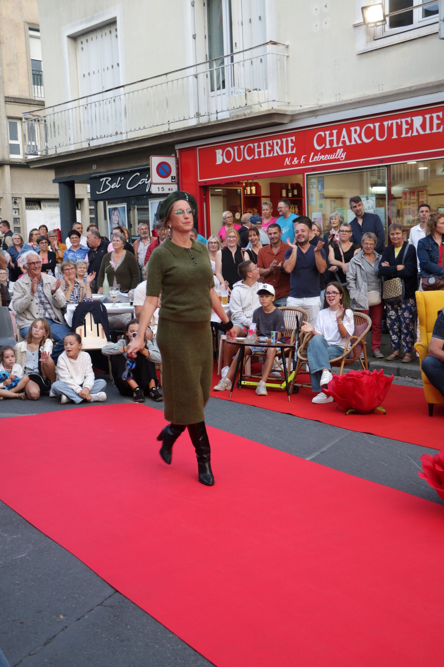 Jupe en maille KAKI - Prêt-à-Porter